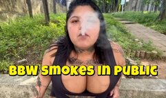 BBW smokes in public New 2026