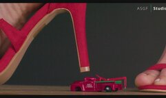 Towed the wrong car! SHRINKING FETISH! Ravishing Brunette will CRUSH you under her heel!