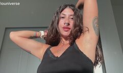 Eyes contact and hairy armpits