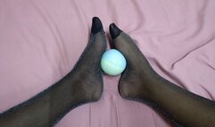 Playing with a ball in my pronounced arches with pantyhose (5)