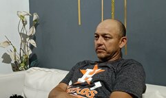 Slapping the face of a very submissive man (C3)