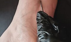 [Foot Fetish] Close Up Sole Sensation Pain Play With Scissors