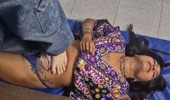 Little Jane vs Pocahontas Belly Jumping