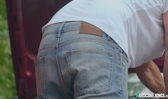 Dude picked up hot babes by the road