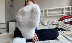 Toe wiggling in socks, socks removing!