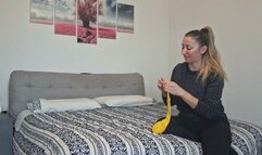 WB 20" long neck crystal yellow b2p