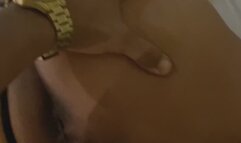 Marido gosta da mulher toda arrombada e esposa atende pedido com dotado