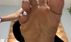 Gigantes - Stinky Feet