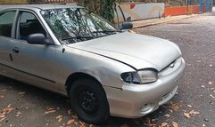 pumping car pedal while accelerating with my flip flops (2)