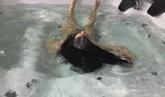 Hair fetish in the water - waves and caresses