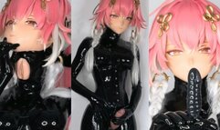 Changli latex kigurumi masturbates with plug & pussymask