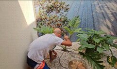 109KG BBW FACE SITTING ON THE NAUGHTY GARDENER DOMINATION - BY ROSALIA PEACH AND VICTOR RAMOS - FULL VERSION IN FULL HD - NEW APRIL 2026