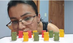 Chewing on small bears