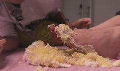 Eating cake off my Girlfriend Taz feet for her bday