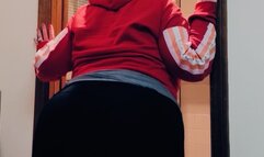 Giantess MILF's Most Pungent Bathroom Gas – Black Leggings & My Monthly Cycle by SeductiveGenX