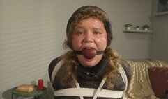 Vanda - Her Hidden Fetish - Tight Down Jacket Hogtie (FULL HD MP4)