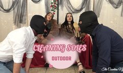MISTRESS NYX & GIULIETTE - CLEANING SOLES OUTDOOR