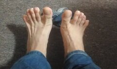 Dirty After Work Feet – Sock Removal & Toe Play CLOSE-UP ?