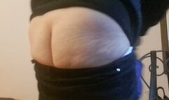 PACKING AND SHOWING BUTTCRACK