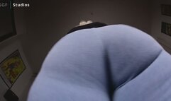 Enchantress Sahrye catches you ogling her GIANT JEAN ASS!! Shrinks you to worship her meaty thighs and leopard boots! - MOV
