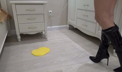 stumble upon yellow glue m