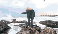 A stroll along the coast AVI