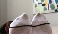 Filthy Gym Sock Ignore: 6 Days of Sweat & Stains While I Scroll — Ebony Goddess POV