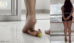 Giantess11