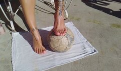 You're not going to look at the ball, you're going to look at my feet