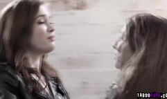 Bestfriends loves each other and fucks