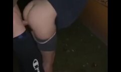 Junges Luder Wird öffentlich Gefickt - Mein Freund Muß Ertragen, Dass Mich Sein Geiler Kumpel Fickt