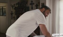 Slutty shemale analed by masseurs big cock