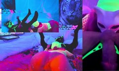 @SexyNeonKitty live on chaturbate being dirty sucking sloppy cock and rimming eating puppy ass