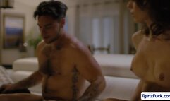 Ts Jade Venus deepthroats dudes big cock