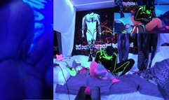 @SexyNeonKitty Puppy making Kitty Squirt with Hitachi on Chaturbate live show