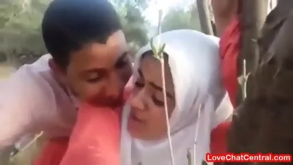 Xxx Video Bhai And Bahan - Desi Judva Bhai Bahan Latif Ltifa Doggy Outdoor Hijab Muslim Porn Video