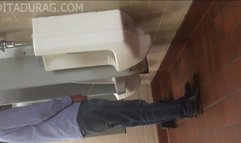 Flagras Gays - Câmera Espiã no Banheiro 10