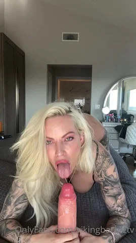 Viking Barbie Tests Her Huge Dildo For First Time Porn Video