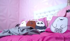 Wild anal toying with rippled dildo on cam