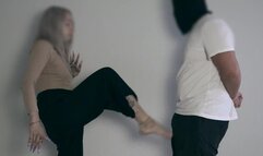 Barefoot Ballbusting