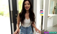 All Natural Perfect Tits & Ass Scarlett Alexis Arrives At The Model House