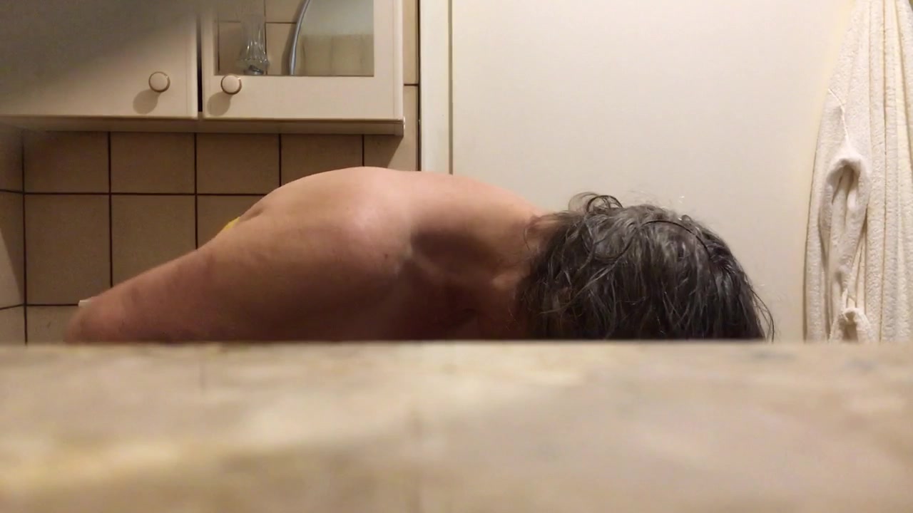 Big Natural Mature Tits Voyeur Pt 2 Porn Video