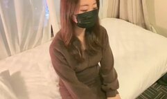 【個人撮影/フルHD高画質】清純派の女子大生！可憐なルックスだけど喘ぎ声がスゴイ・・・恥ずかしそうに感じる姿にたまらず中出し！！