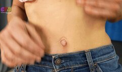 Emma Jean Shows You Her Innie-Outie Belly Button 4K (3840x2160)