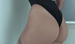 Goddess Lindsey - Ass Tease/Denial Day 2