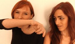 La tua saliva è sulle mie labbra - your saliva is on my lips (MOBILE VERSION MP4)