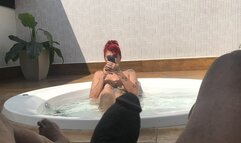 Hydro Scene w Melissa Devassa