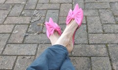 Shoe and foot fetish in public with fuchsia mules