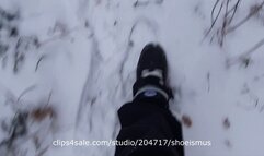 Walk in the Snow and Crush ice block in Buffaloboots