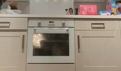 mac book walk over while cooking food